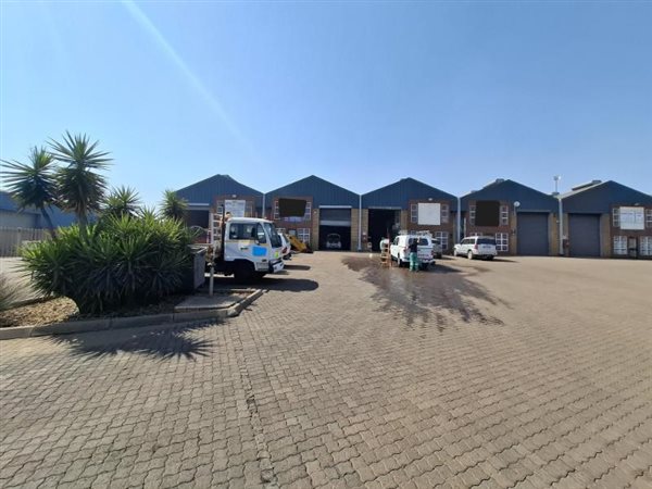 223  m² Industrial space 223  m² Industrial space