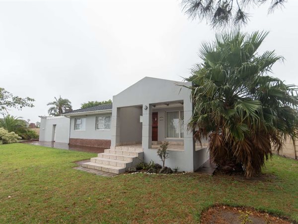 4 Bedroom House 4 Bedroom House