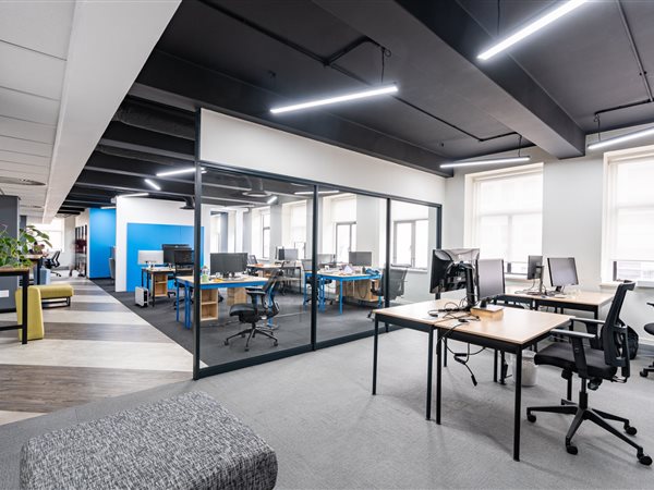443  m² Commercial space 443  m² Commercial space