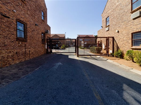 538  m² Commercial space 538  m² Commercial space