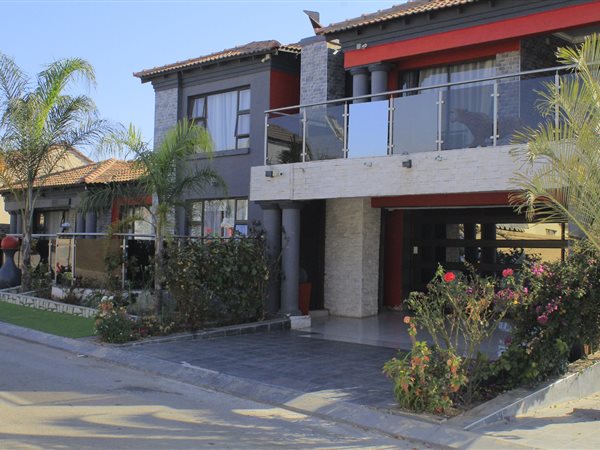 197  m² Commercial space 197  m² Commercial space