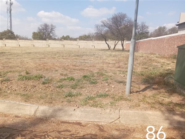 1 005 m² Land 1 005 m² Land