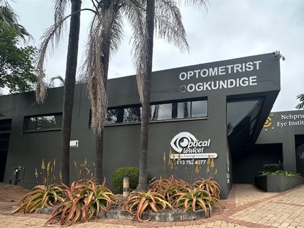 142  m² Commercial space 142  m² Commercial space