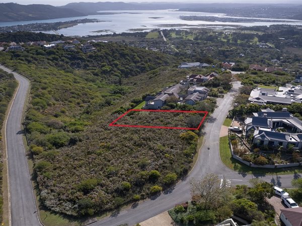1 011 m² Land 1 011 m² Land