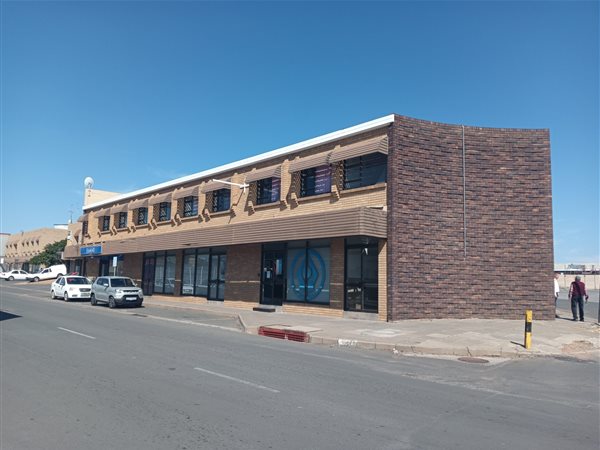 1 177  m² Commercial space 1 177  m² Commercial space