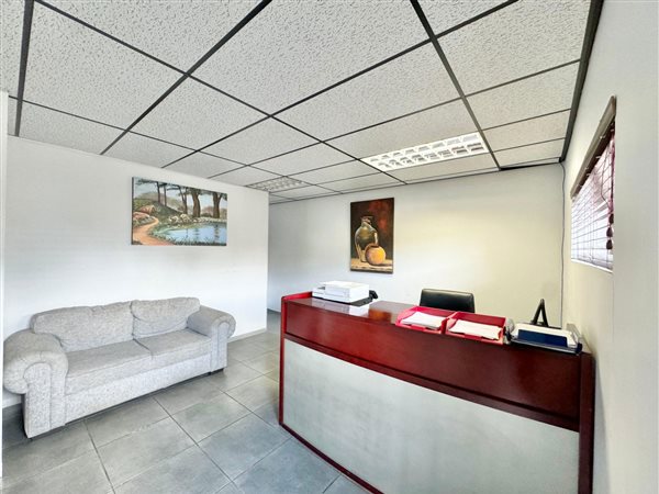 56  m² Office Space 56  m² Office Space